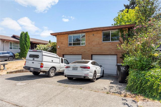 827 NW 62nd Street, Seattle, WA 98107