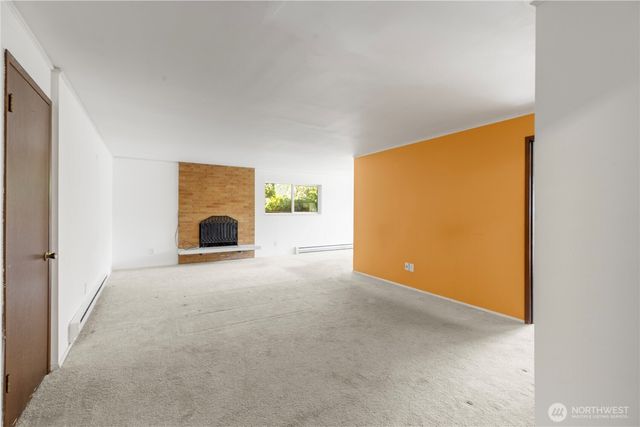 827 NW 62nd Street, Seattle, WA 98107