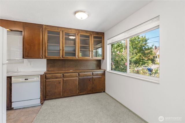 827 NW 62nd Street, Seattle, WA 98107