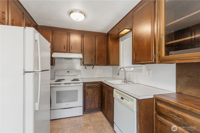 827 NW 62nd Street, Seattle, WA 98107