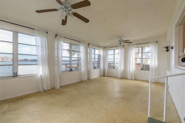 255 LEXINGTON DRIVE, Daytona Beach, FL 32114
