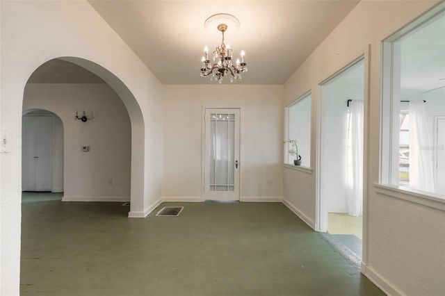 255 LEXINGTON DRIVE, Daytona Beach, FL 32114