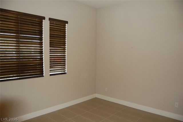 4991 East Beacon Ridge Drive, Pahrump, NV 89061