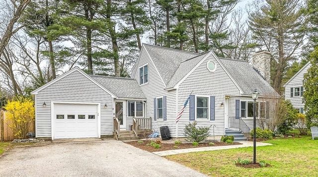 4 Subway Avenue, Chelmsford, MA 01824