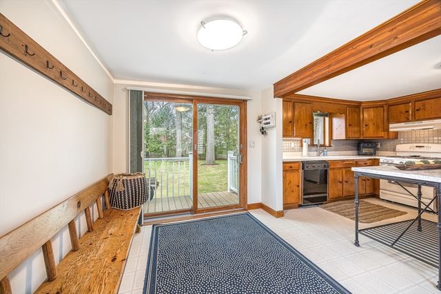 4 Subway Avenue, Chelmsford, MA 01824