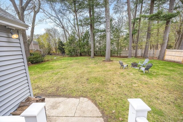 4 Subway Avenue, Chelmsford, MA 01824