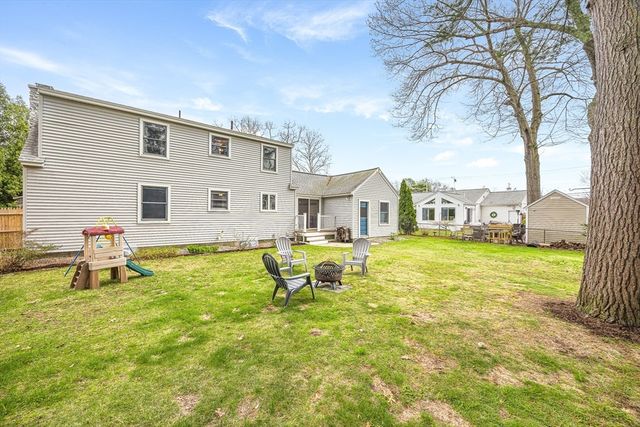 4 Subway Avenue, Chelmsford, MA 01824