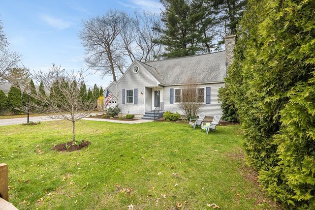 4 Subway Avenue, Chelmsford, MA 01824
