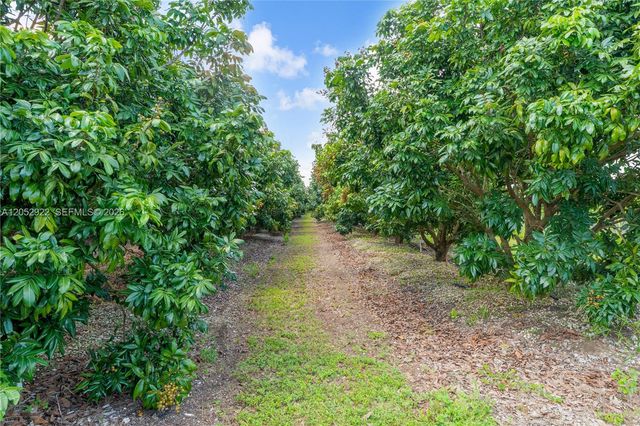 22401 SW 320th St, Homestead, FL 33030