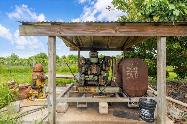 22401 SW 320th St, Homestead, FL 33030