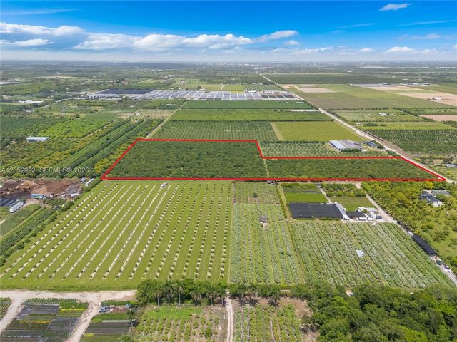 22401 SW 320th St, Homestead, FL 33030