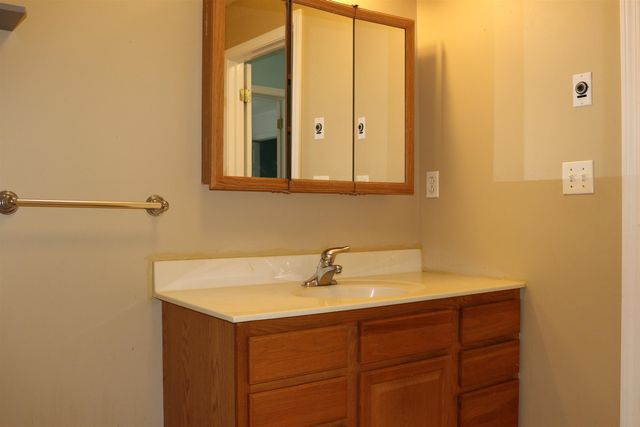 156 West St Unit 4, Winooski, VT 05404