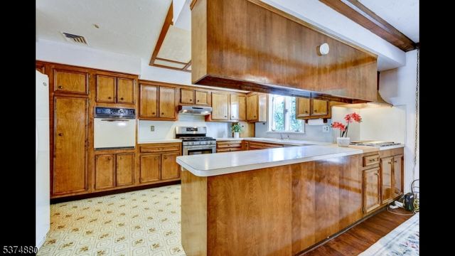 89 Pocono Rd, Denville Twp., NJ 07834