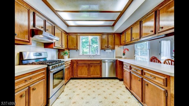 89 Pocono Rd, Denville Twp., NJ 07834