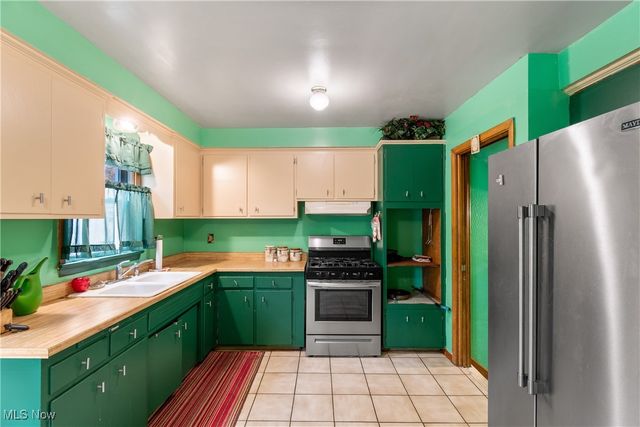 1836 Braeburn Park Drive, Euclid, OH 44117