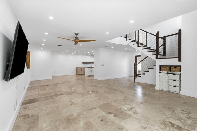 1484 Via Del Sol, Jupiter, FL 33477