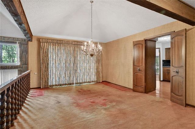 8017 W 102nd Terrace, Overland Park, KS 66212