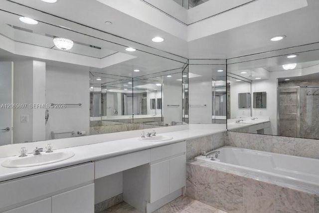 16400 Collins Avenue 2842, Sunny Isles Beach, FL 33160