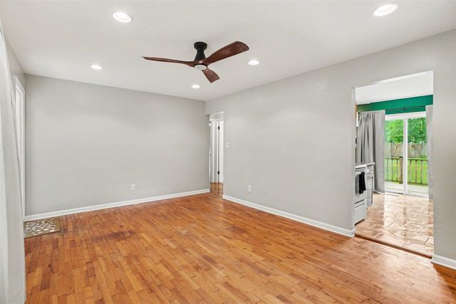 111 Oliver Street, Bangor, MI 49013