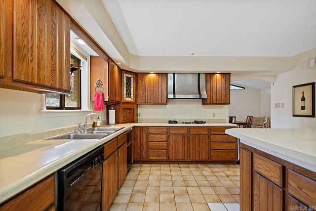 12 Club Manor, Maumelle, AR 72113