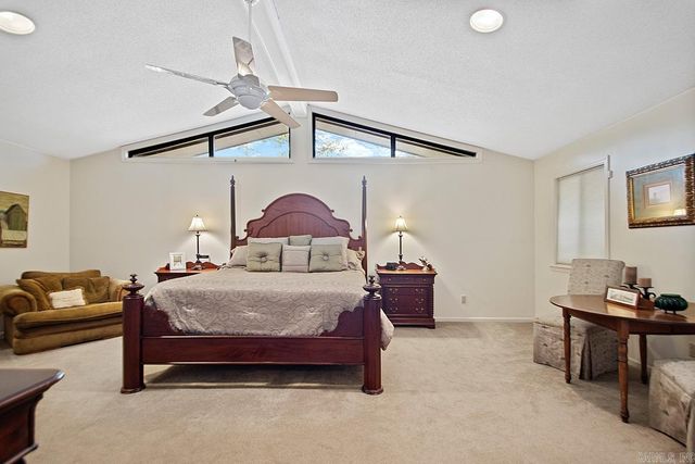 12 Club Manor, Maumelle, AR 72113