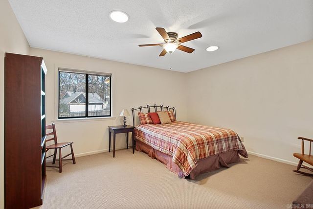 12 Club Manor, Maumelle, AR 72113