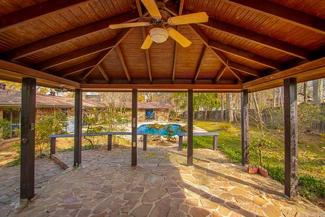 12 Club Manor, Maumelle, AR 72113
