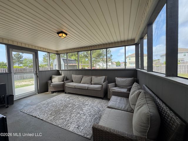 2101 Rhonda Avenue, Ocean Springs, MS 39564