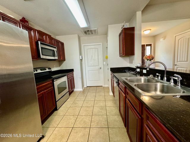 2101 Rhonda Avenue, Ocean Springs, MS 39564