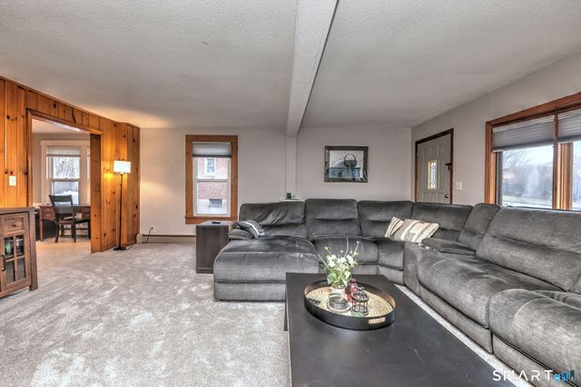 178 South Montowese Street, Branford, CT 06405