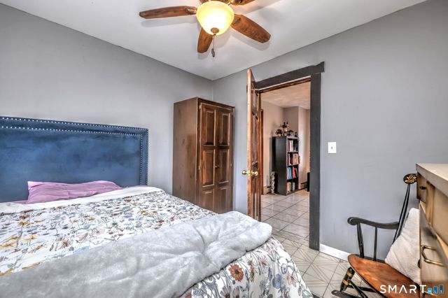 178 South Montowese Street, Branford, CT 06405