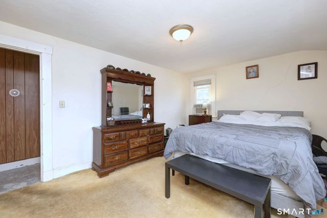 178 South Montowese Street, Branford, CT 06405