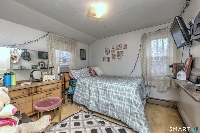 178 South Montowese Street, Branford, CT 06405