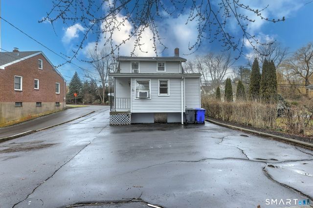 178 South Montowese Street, Branford, CT 06405