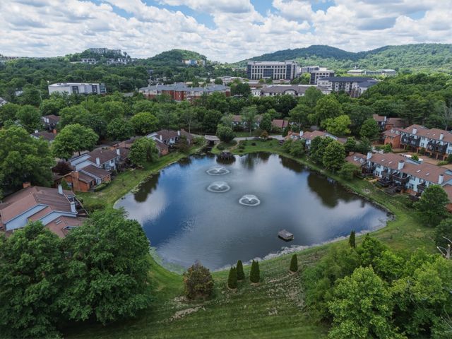 120 Hearthstone Manor Cir, Brentwood, TN 37027
