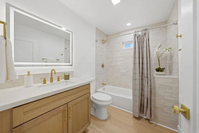 7314 Stanford Avenue, La Mesa, CA 91942