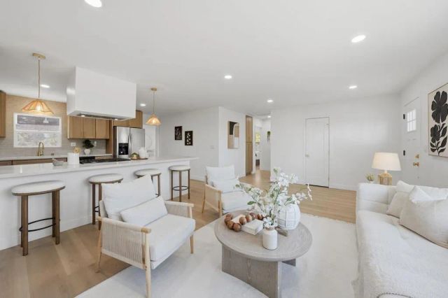 7314 Stanford Avenue, La Mesa, CA 91942