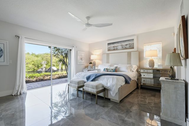 8565 SE Palm Street SE, Hobe Sound, FL 33455