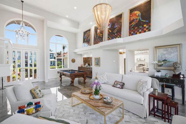 8565 SE Palm Street SE, Hobe Sound, FL 33455