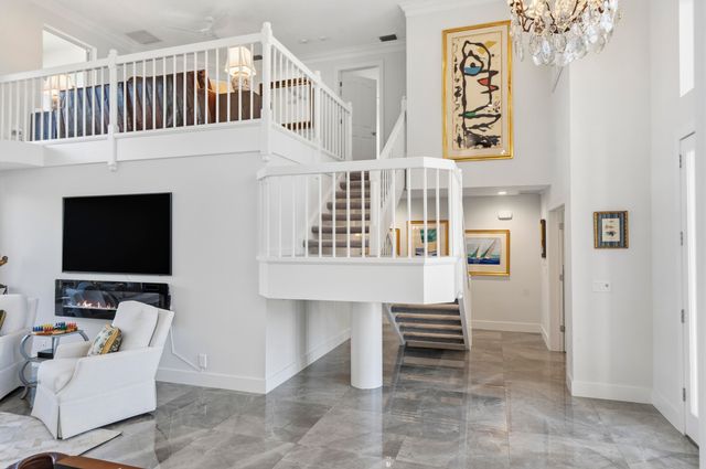 8565 SE Palm Street SE, Hobe Sound, FL 33455