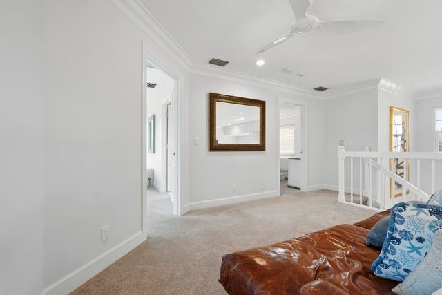 8565 SE Palm Street SE, Hobe Sound, FL 33455