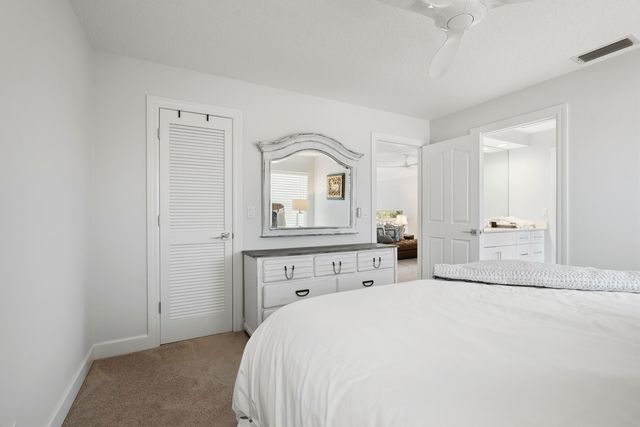 8565 SE Palm Street SE, Hobe Sound, FL 33455