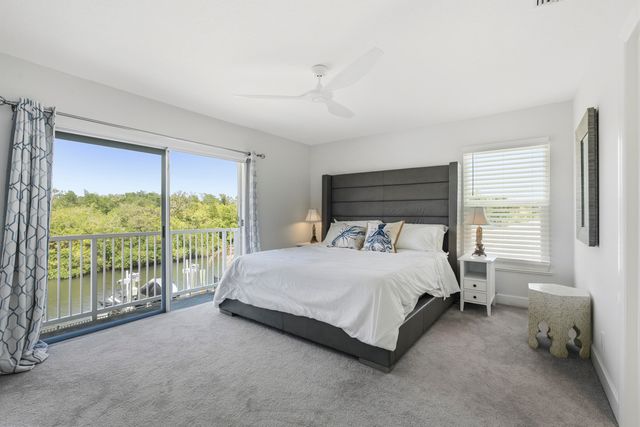 8565 SE Palm Street SE, Hobe Sound, FL 33455