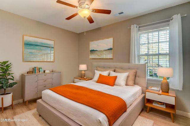 1915 Woodhue Drive, Burlington, NC 27215