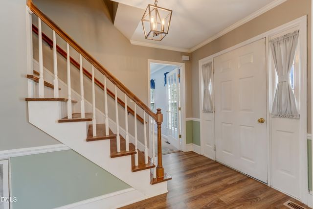 1915 Woodhue Drive, Burlington, NC 27215