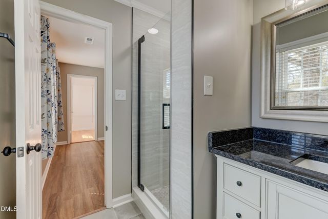 1915 Woodhue Drive, Burlington, NC 27215