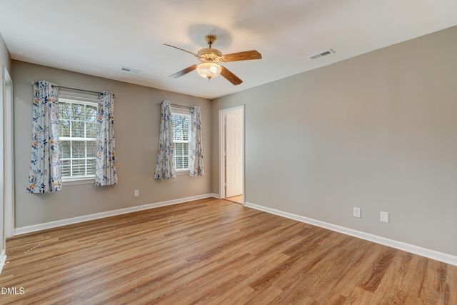 1915 Woodhue Drive, Burlington, NC 27215