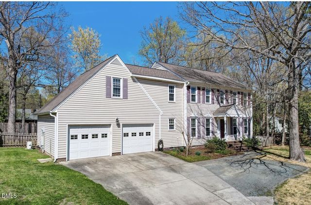 1915 Woodhue Drive, Burlington, NC 27215