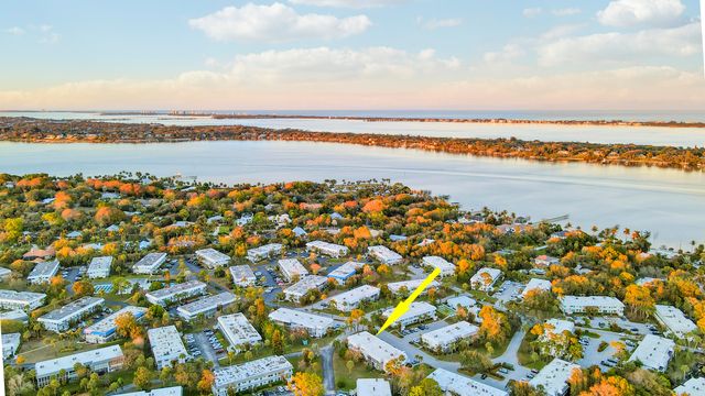2929 SE Ocean Boulevard 112-2, Stuart, FL 34996