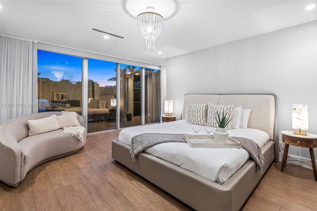 1319 Seminole Drive, Fort Lauderdale, FL 33304